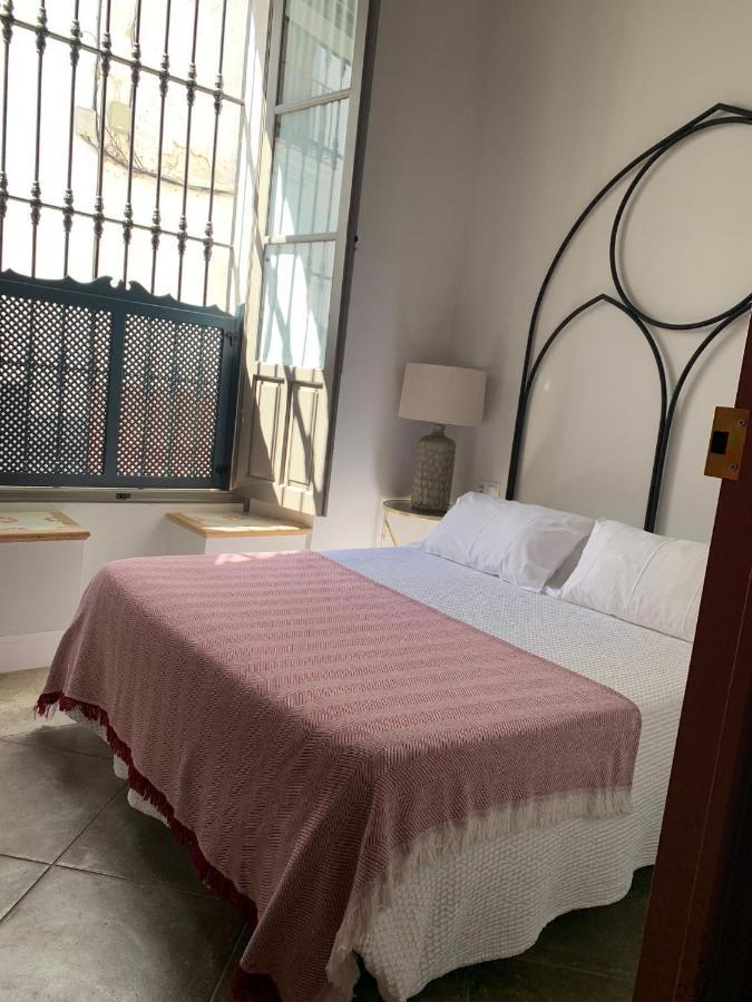 Aparthotel Hospederia Santa Clara Utrera Esterno foto